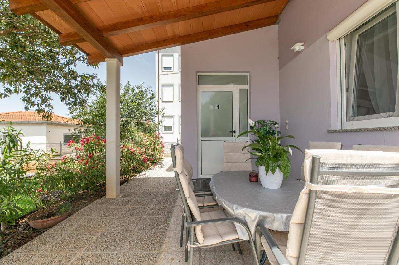 Apartments Tina Stinjan Pula Ngoại thất bức ảnh