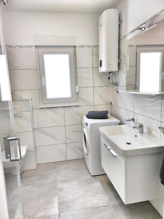Apartments Tina Stinjan Pula Ngoại thất bức ảnh